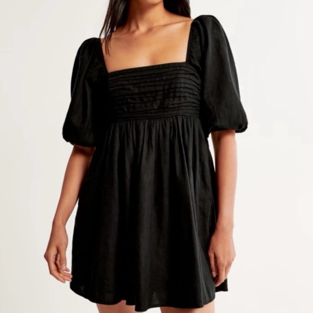 Abercrombie Emerson Poplin Black Mini Dress Large Square Neck Puff Sleeves
